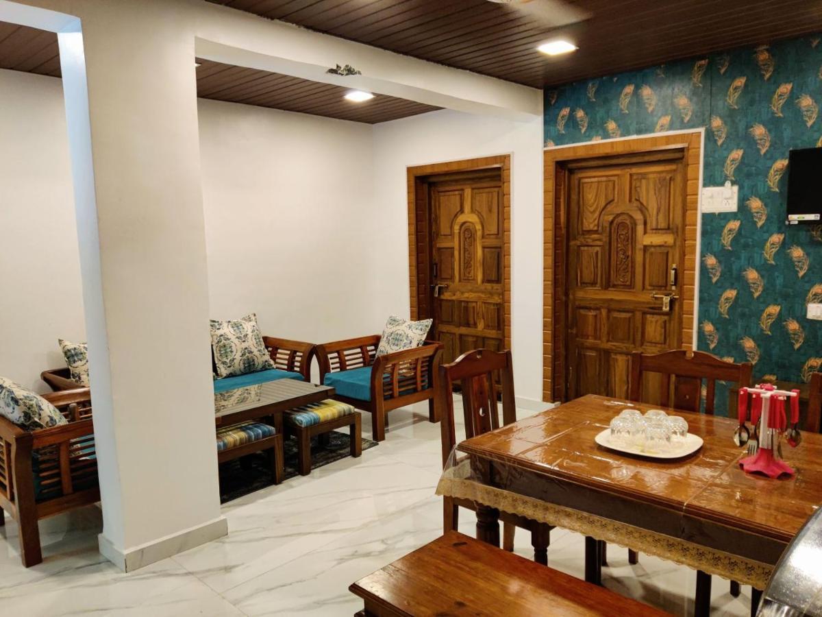 Whitehouse Homestay By Oxystays Hospitality อลีบาก ภายนอก รูปภาพ
