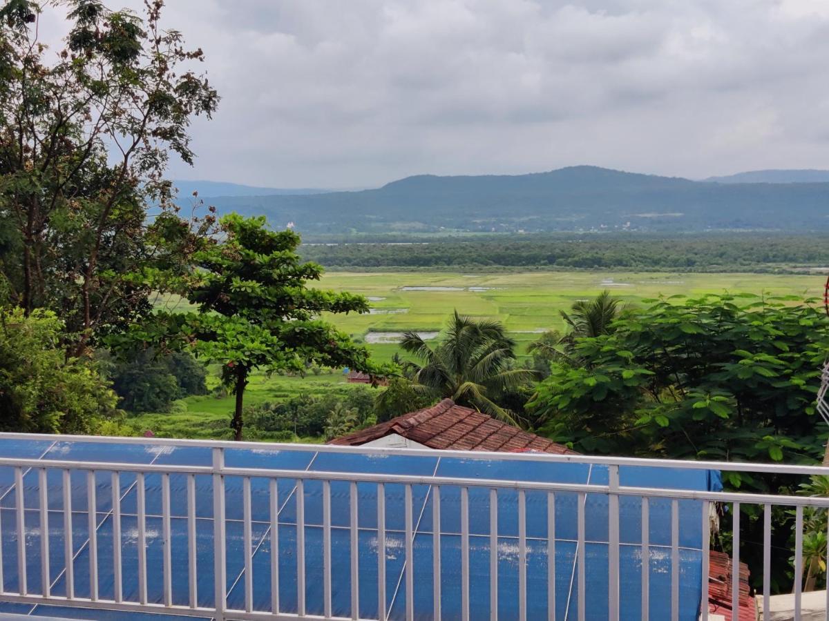Whitehouse Homestay By Oxystays Hospitality อลีบาก ภายนอก รูปภาพ