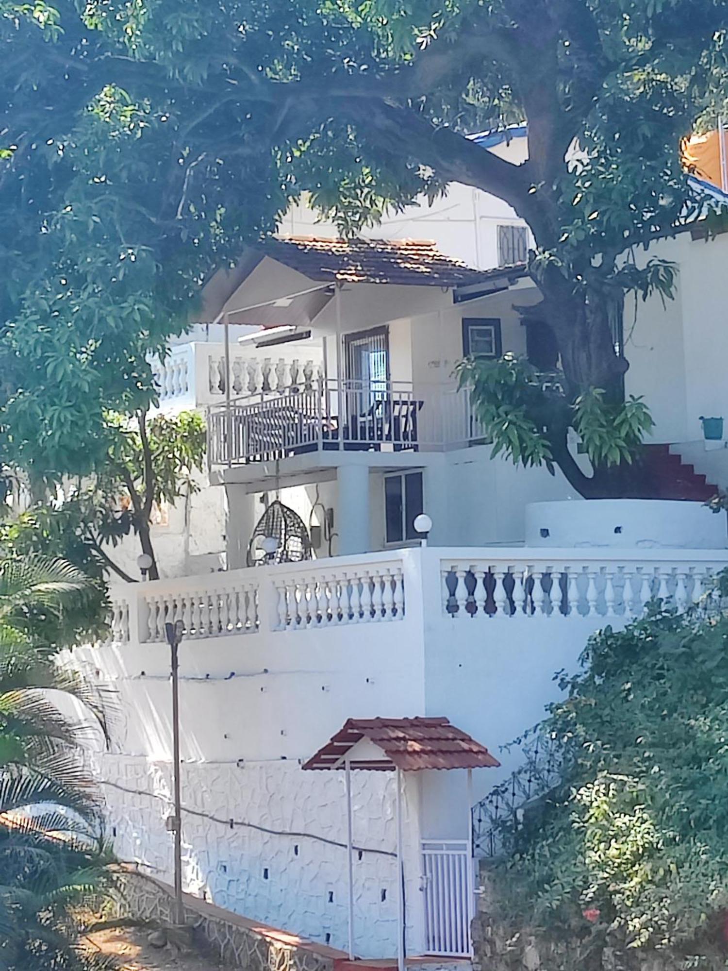 Whitehouse Homestay By Oxystays Hospitality อลีบาก ภายนอก รูปภาพ