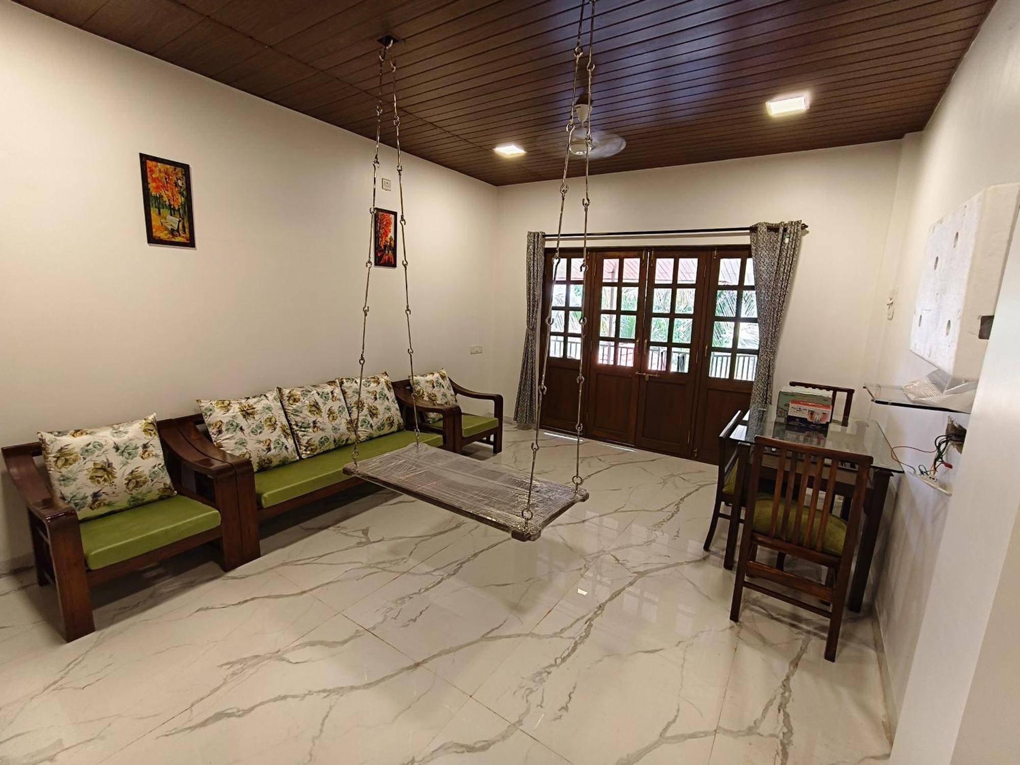 Whitehouse Homestay By Oxystays Hospitality อลีบาก ห้อง รูปภาพ