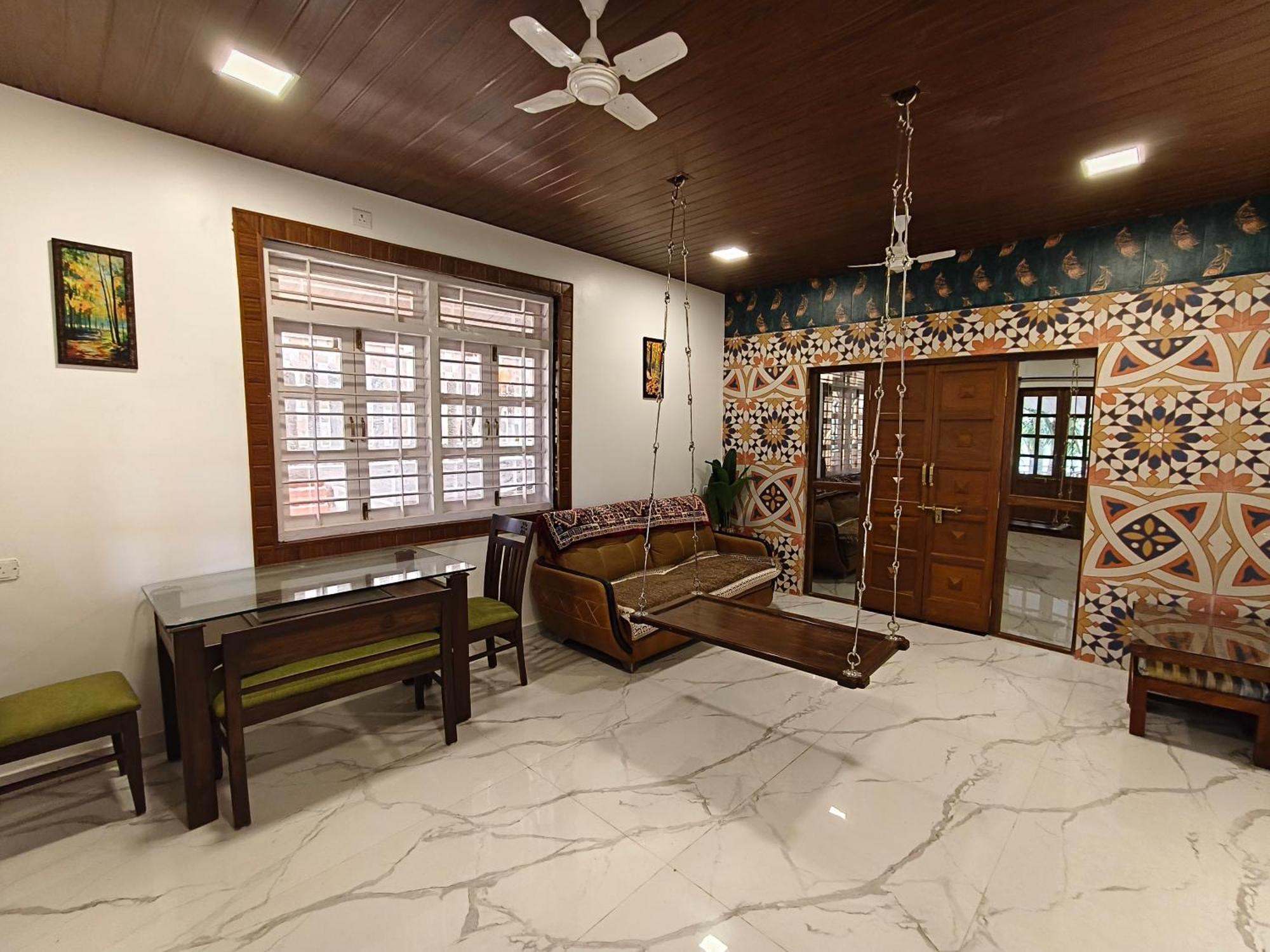 Whitehouse Homestay By Oxystays Hospitality อลีบาก ห้อง รูปภาพ